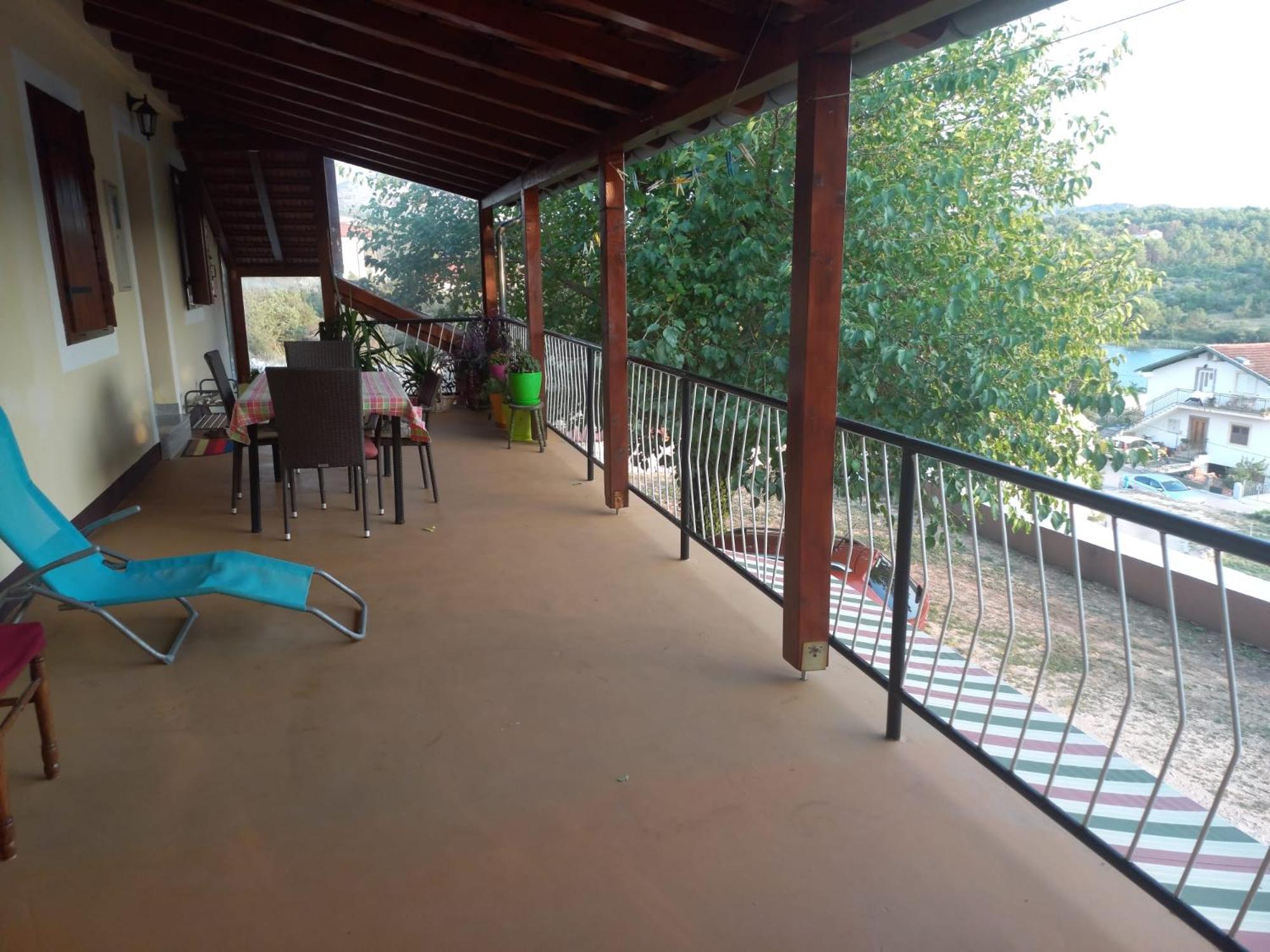 Apartmani Corleone Bilice Exterior photo